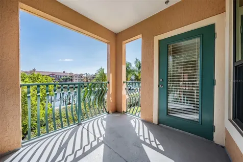 2733 Via Cipriani Clearwater FL 33764