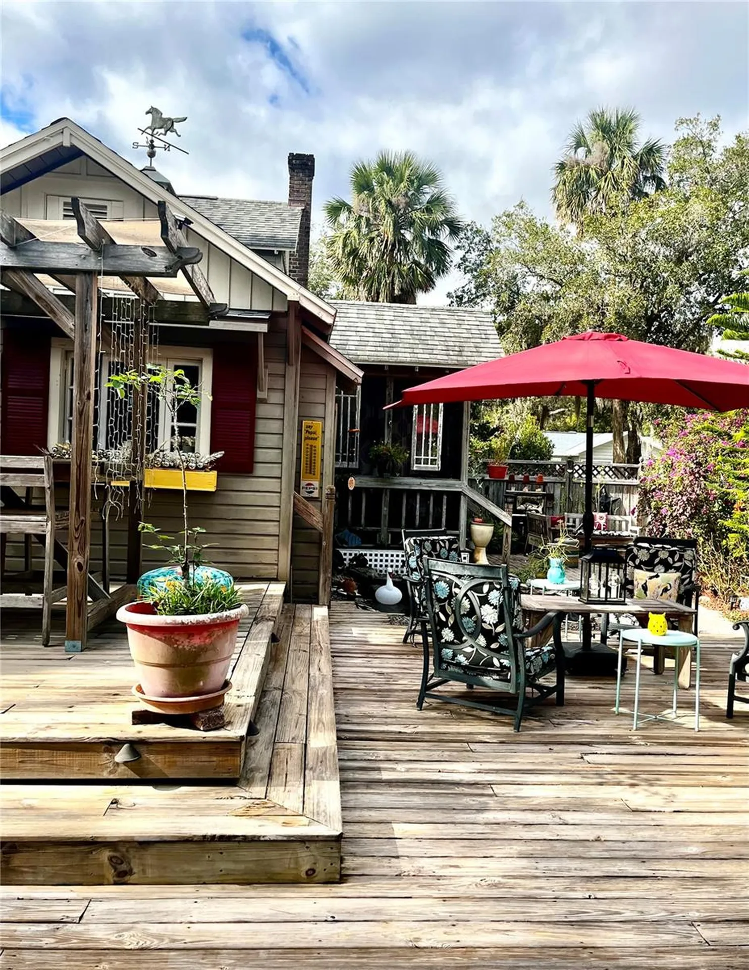 908 N Clayton Street Mount Dora FL 32757