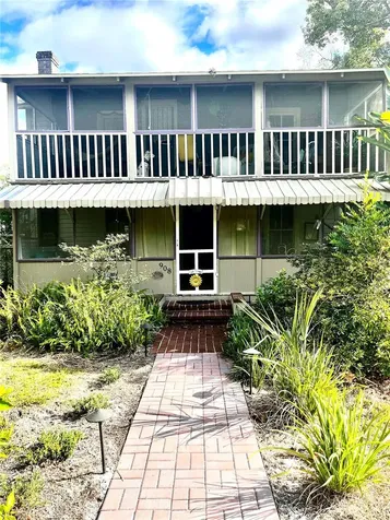 908 N Clayton Street Mount Dora FL 32757