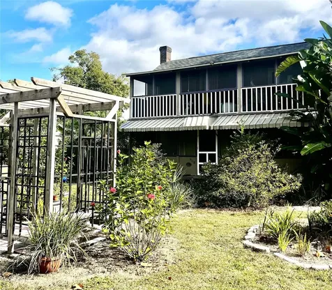 908 N Clayton Street Mount Dora FL 32757