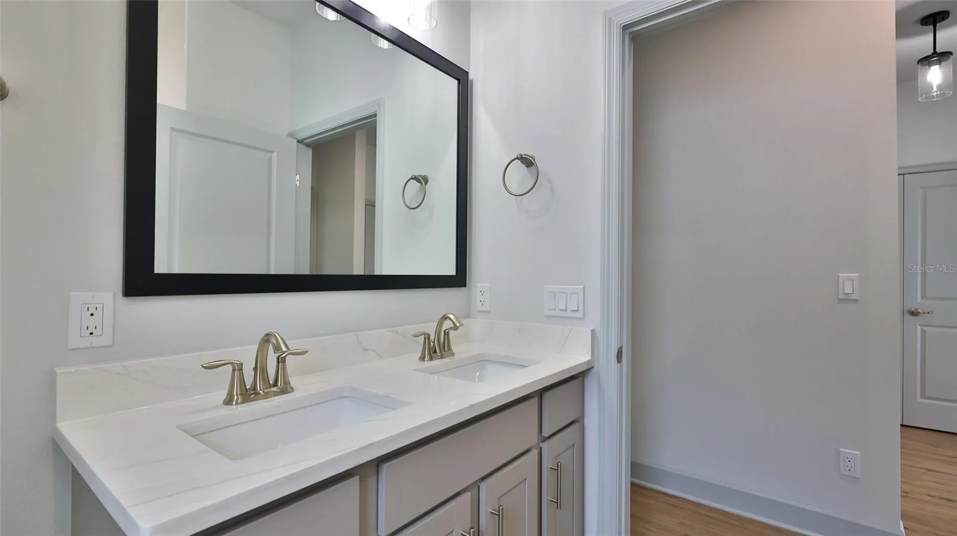 407 Palm Drive New Smyrna Beach FL 32168