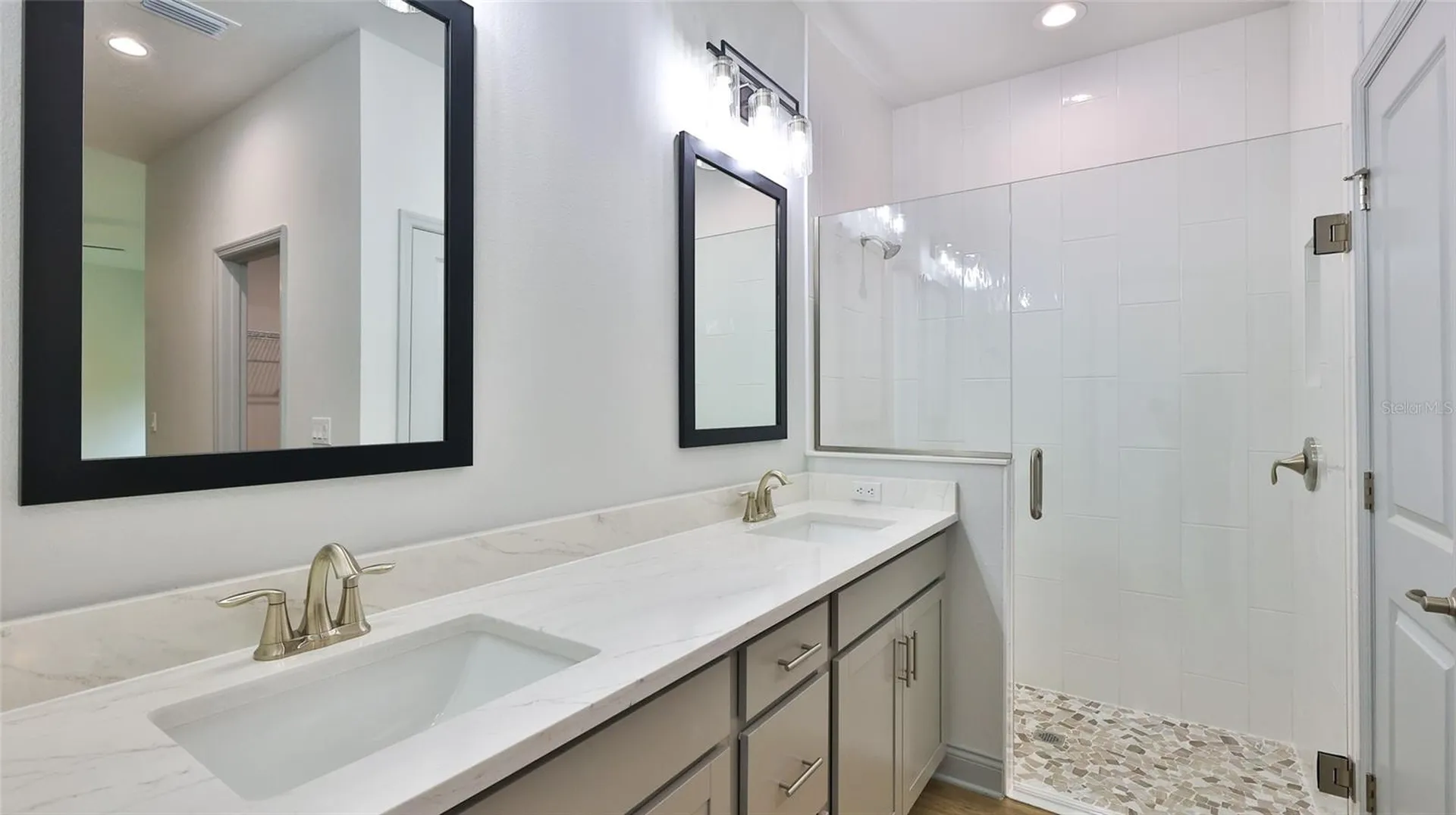 407 Palm Drive New Smyrna Beach FL 32168