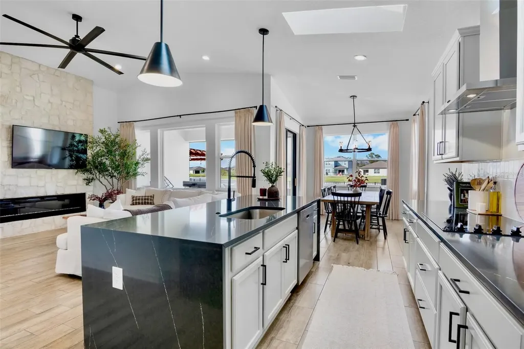 8806 Windlass Cove Parrish FL 34219