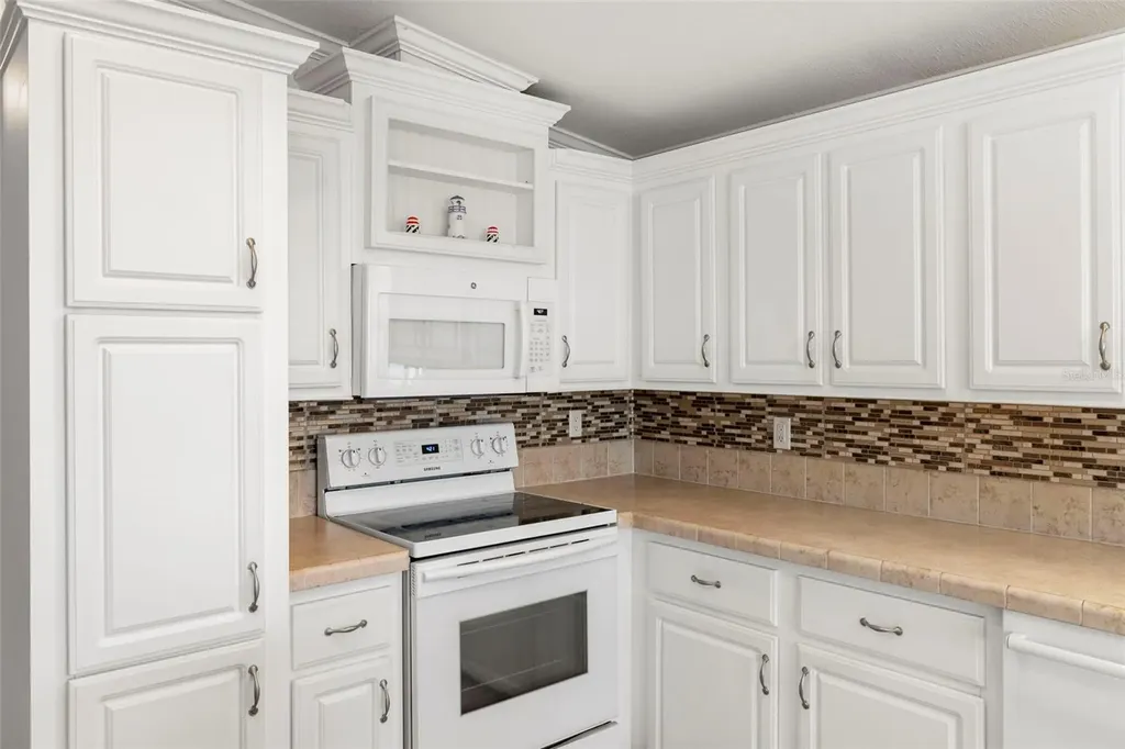 27 Freeman Avenue Punta Gorda FL 33950