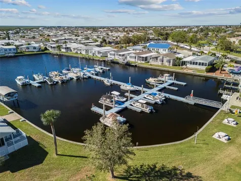 27 Freeman Avenue Punta Gorda FL 33950