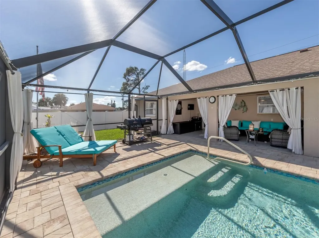 2670 S Salford Boulevard North Port FL 34287