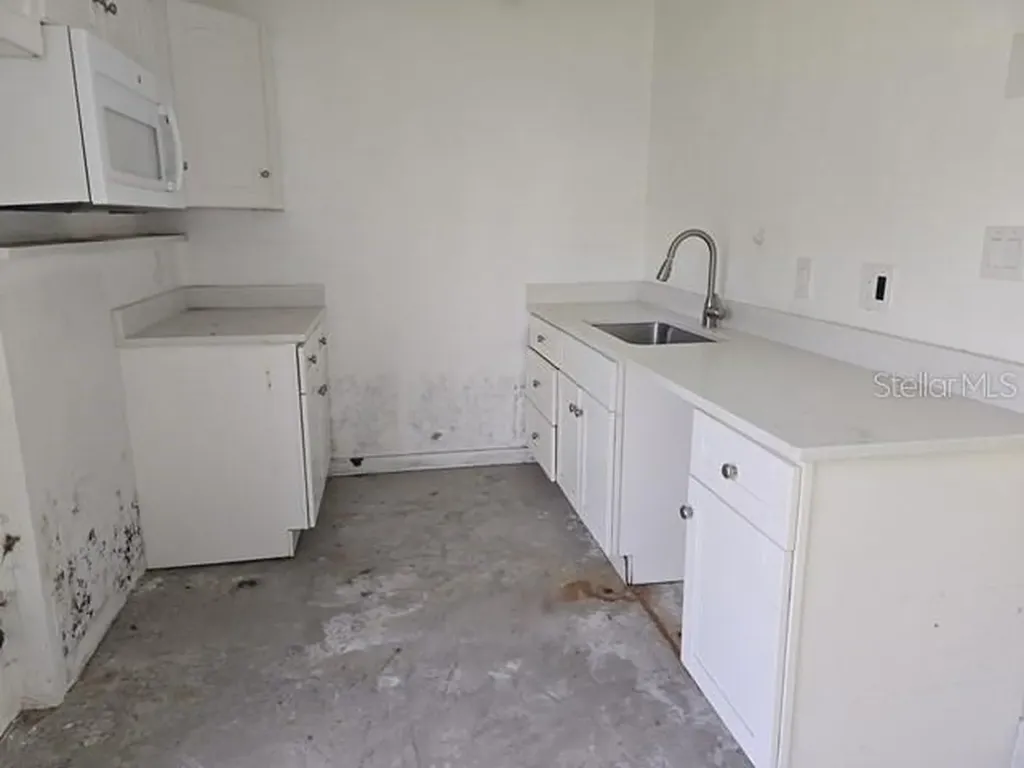 3615 Higel Avenue Sarasota FL 34242