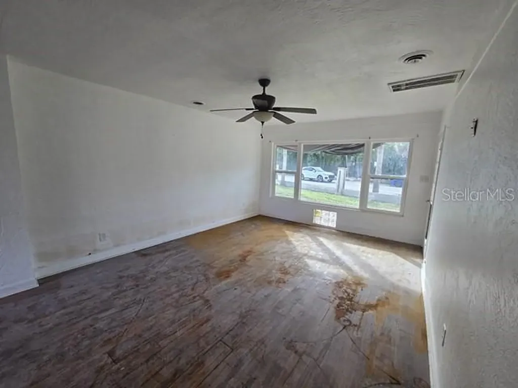 3615 Higel Avenue Sarasota FL 34242