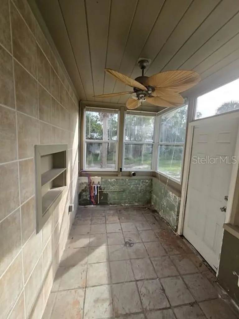 3615 Higel Avenue Sarasota FL 34242