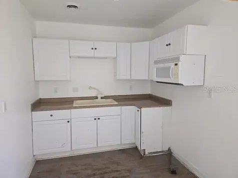 3615 Higel Avenue Sarasota FL 34242
