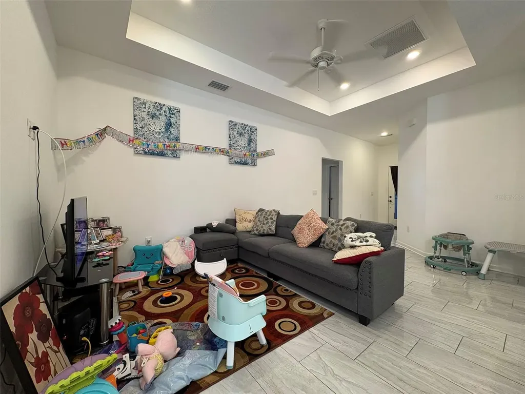 22 Deacon Jones Boulevard Orlando FL 32810