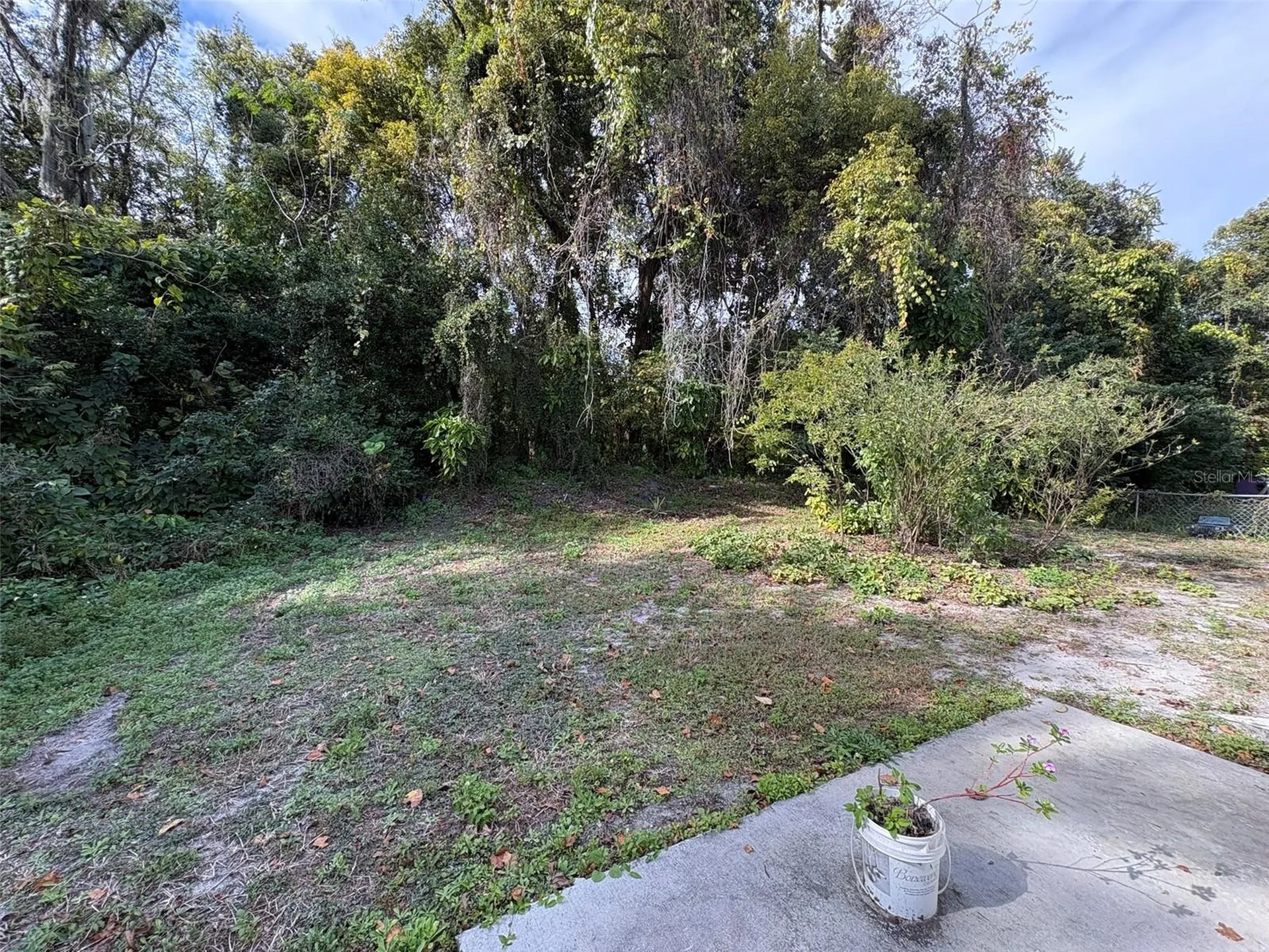 22 Deacon Jones Boulevard Orlando FL 32810