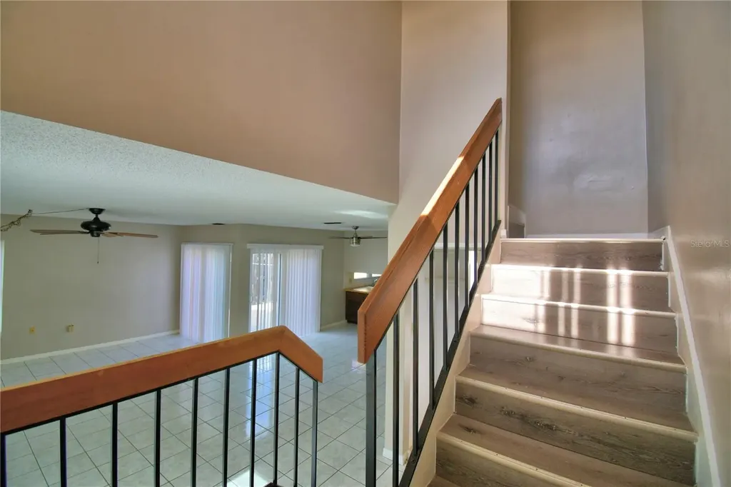 573 Hunter Circle Kissimmee FL 34758