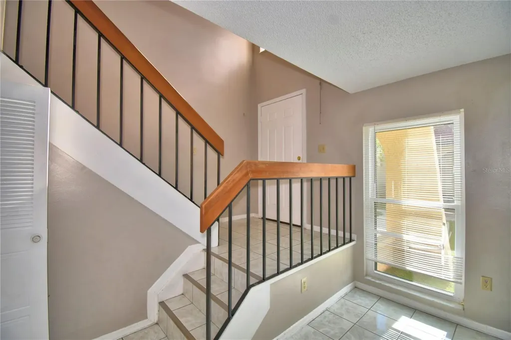 573 Hunter Circle Kissimmee FL 34758