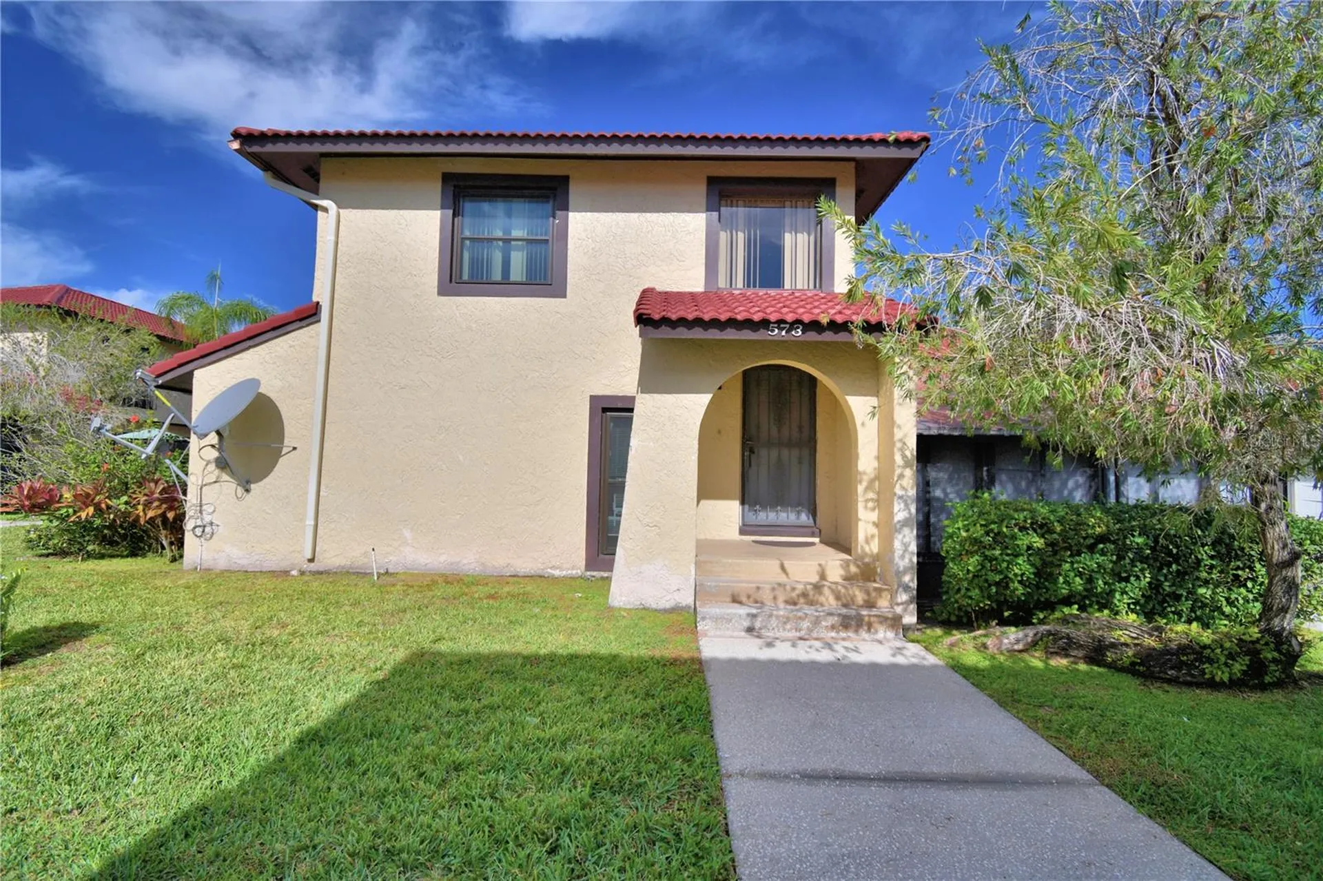 573 Hunter Circle Kissimmee FL 34758