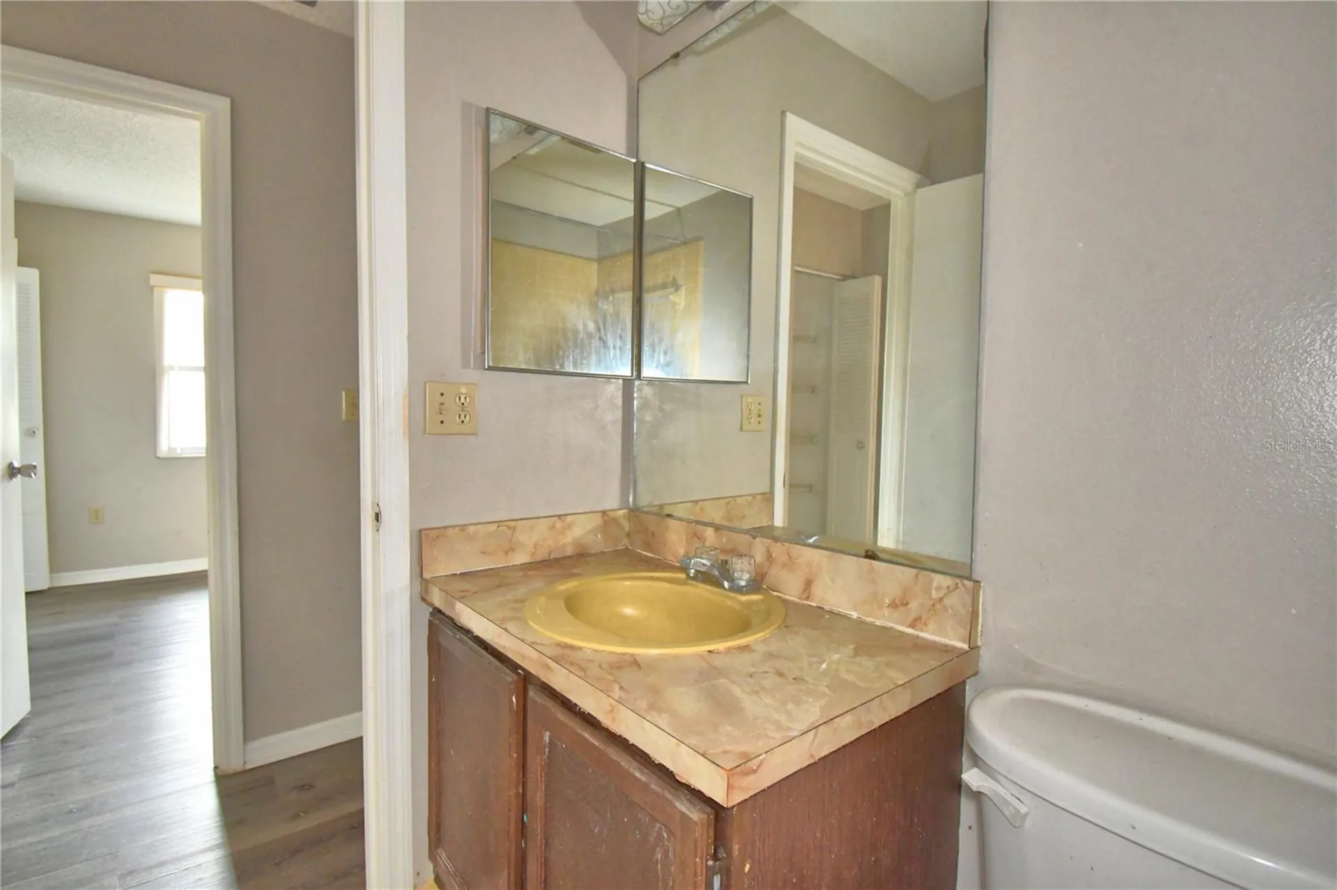 573 Hunter Circle Kissimmee FL 34758