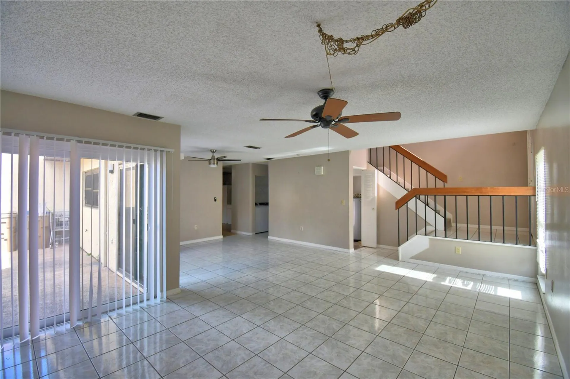573 Hunter Circle Kissimmee FL 34758