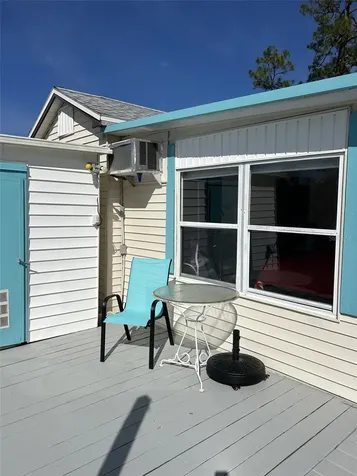 79 Eagle Point S Osteen FL 32764