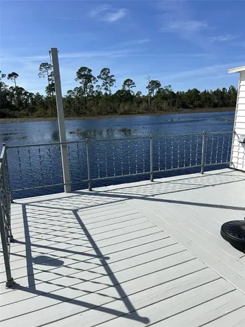 79 Eagle Point S Osteen FL 32764