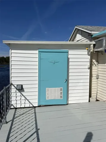 79 Eagle Point S Osteen FL 32764