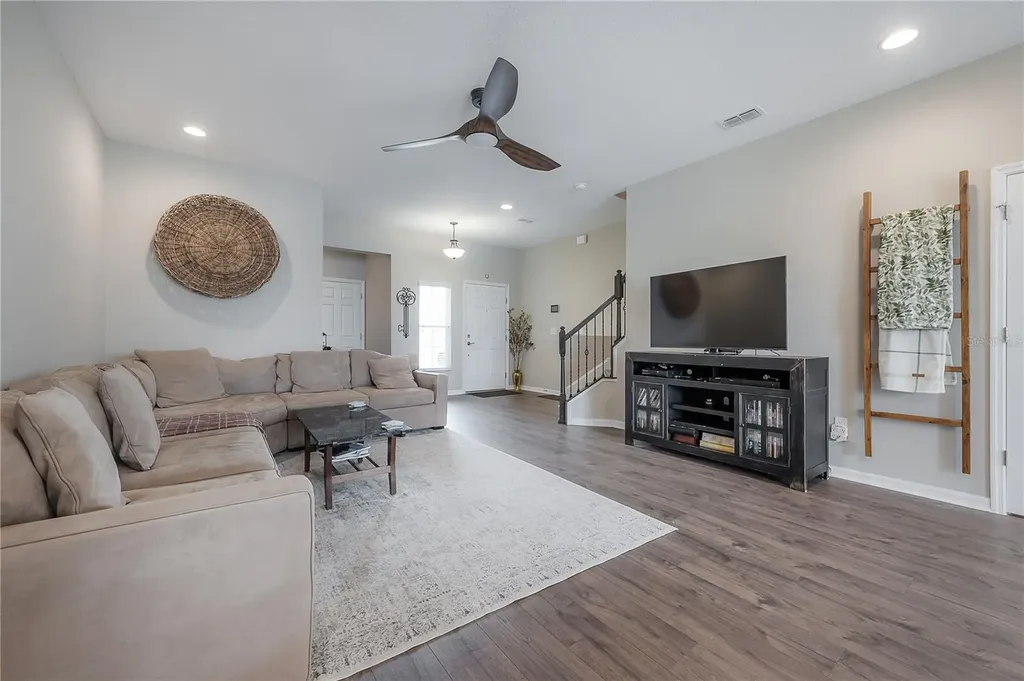 2469 Stapleford Place Wesley Chapel FL 33543