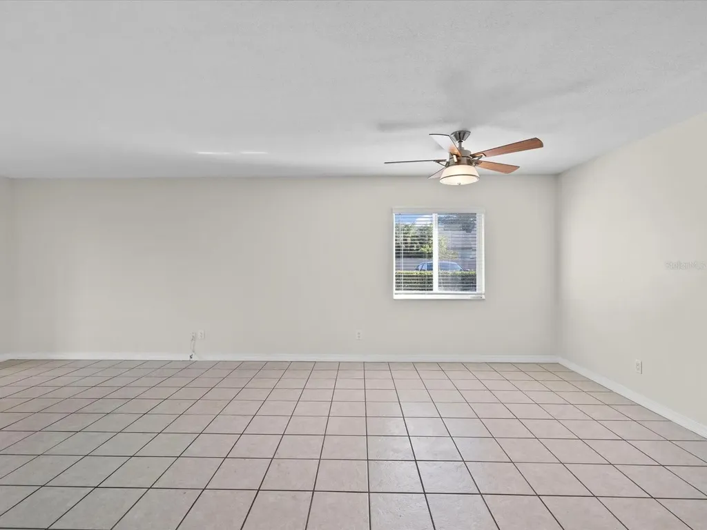 2737 Enterprise Road E Clearwater FL 33759