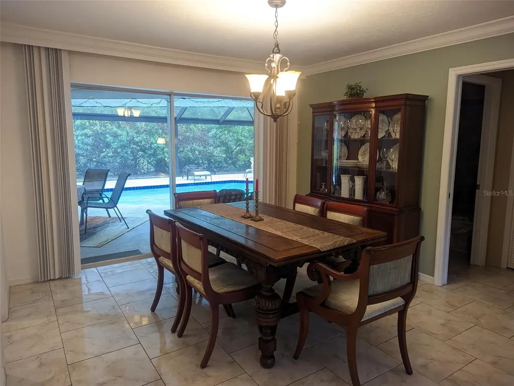 5409 Palm Aire Drive Sarasota FL 34243