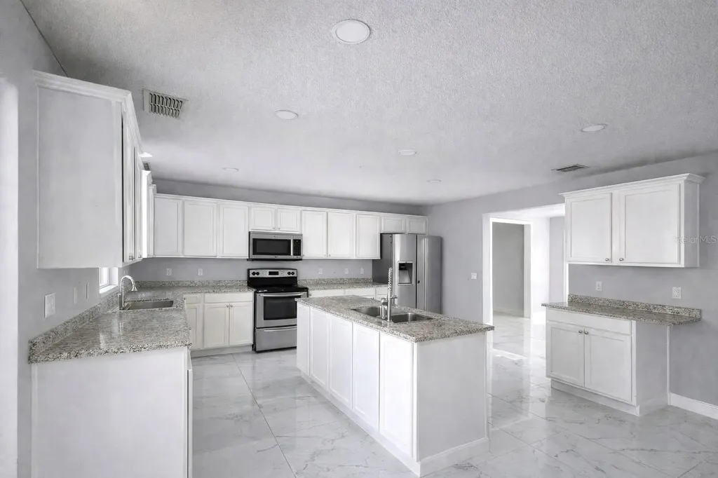 4517 SE 31 Place Ocala FL 34480