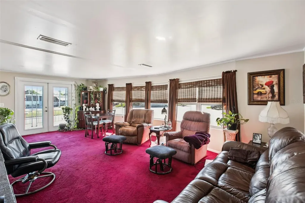 82123 B Street N Pinellas Park FL 33781