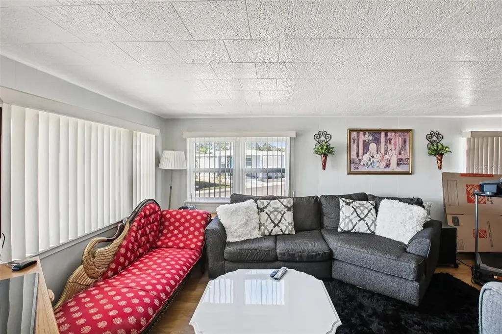 82123 B Street N Pinellas Park FL 33781