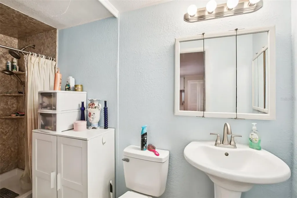 82123 B Street N Pinellas Park FL 33781