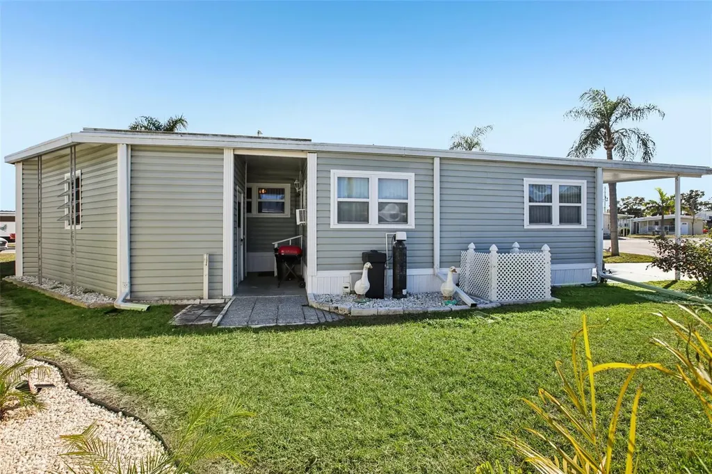 82123 B Street N Pinellas Park FL 33781