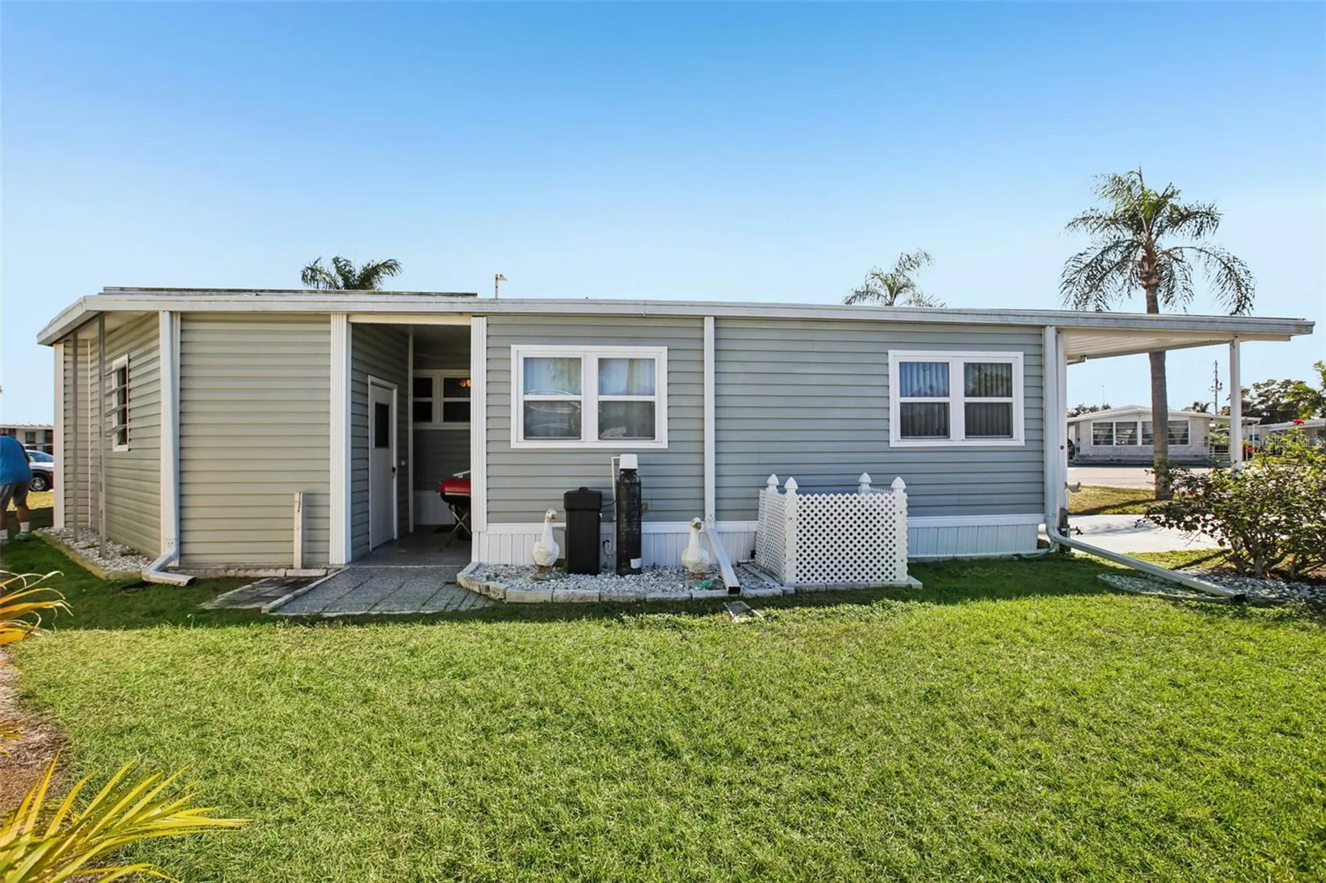 82123 B Street N Pinellas Park FL 33781