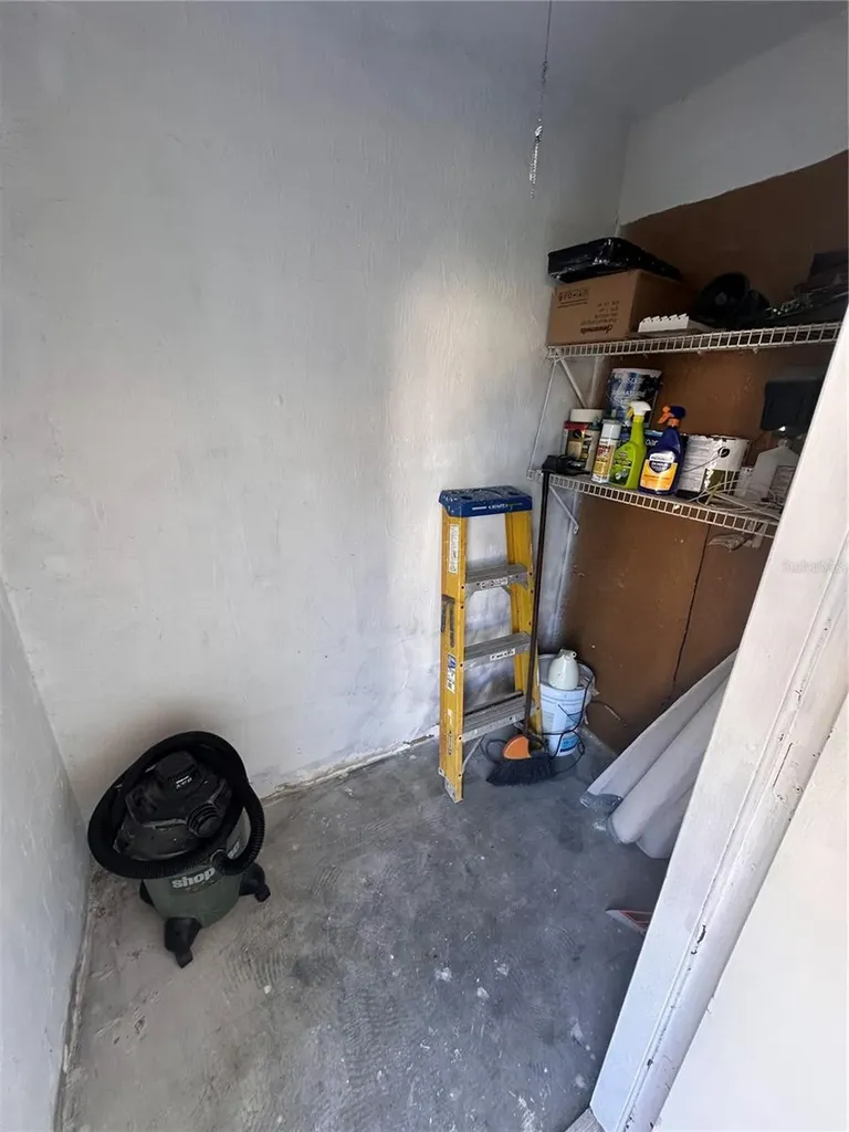 2016 Oak Meadow Circle South Daytona FL 32119