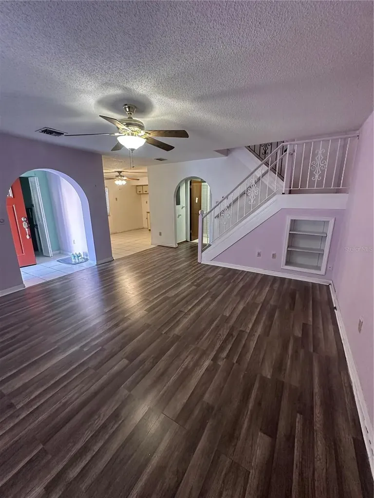 2016 Oak Meadow Circle South Daytona FL 32119