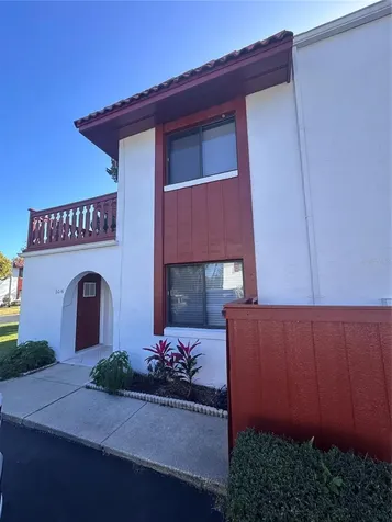 2016 Oak Meadow Circle South Daytona FL 32119