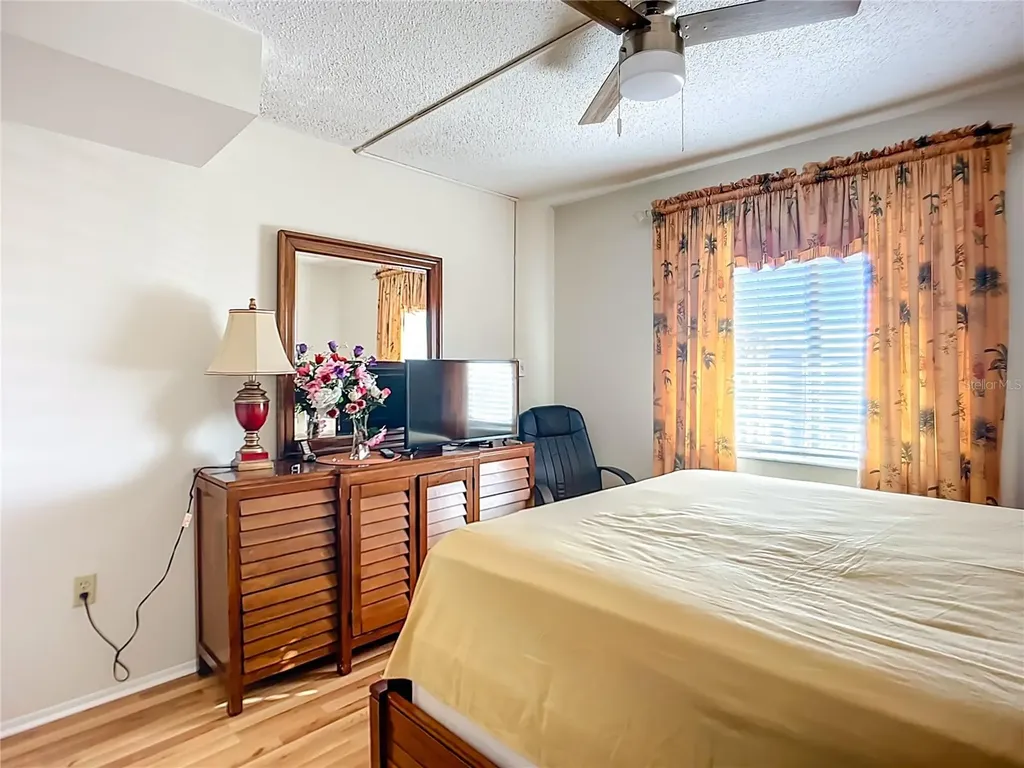 3785 Lake Bayshore Drive Bradenton FL 34205