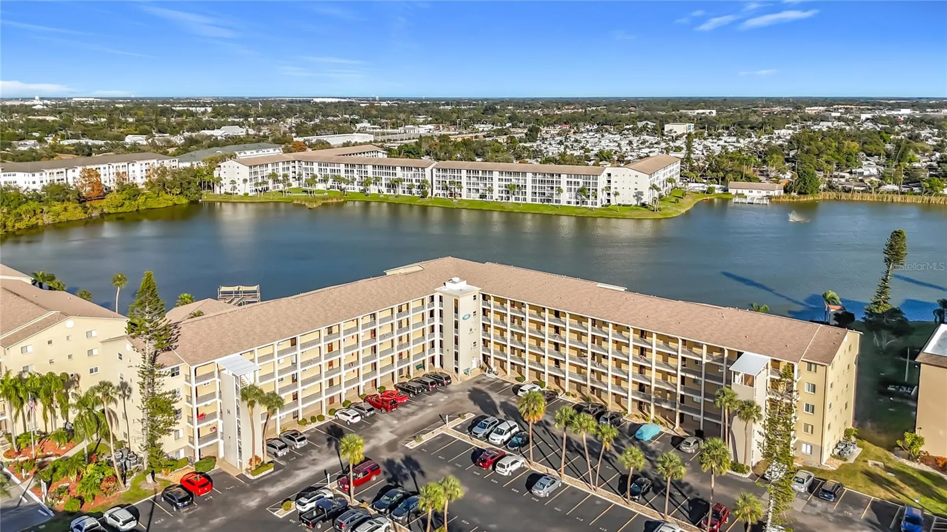 3785 Lake Bayshore Drive Bradenton FL 34205