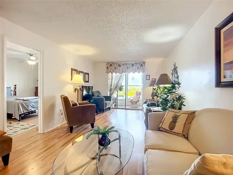 3785 Lake Bayshore Drive Bradenton FL 34205