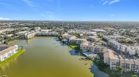3785 Lake Bayshore Drive Bradenton FL 34205
