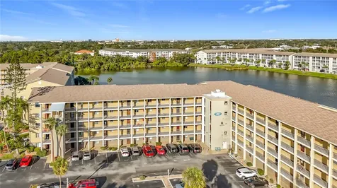 3785 Lake Bayshore Drive Bradenton FL 34205