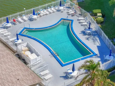 3785 Lake Bayshore Drive Bradenton FL 34205