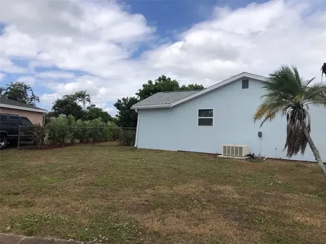 119 Oldenburgh Court NE Port Charlotte FL 33952