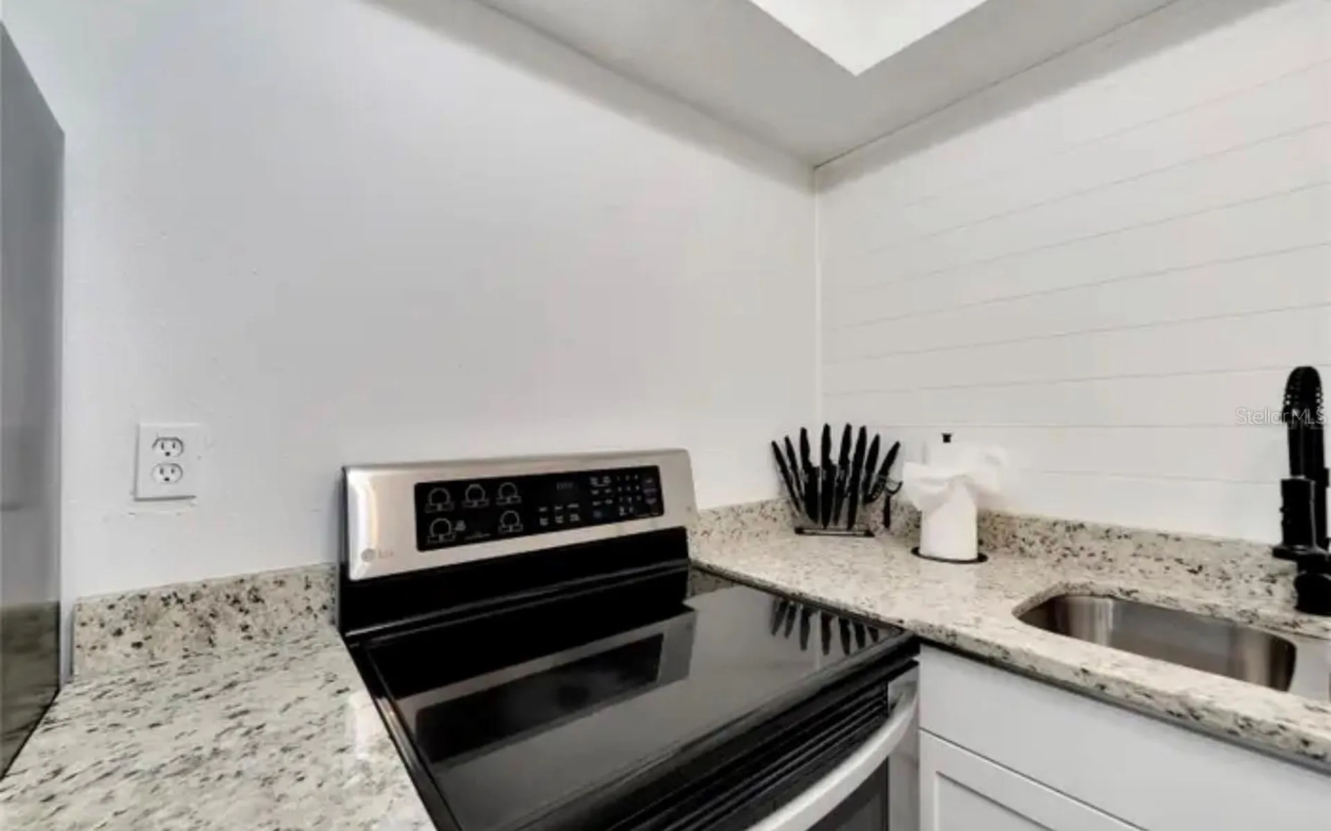 4511 - 4513 W Mcelroy Avenue Tampa FL 33611