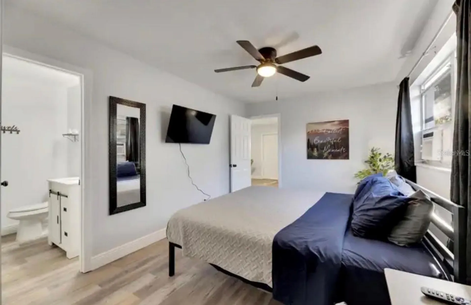 4511 - 4513 W Mcelroy Avenue Tampa FL 33611
