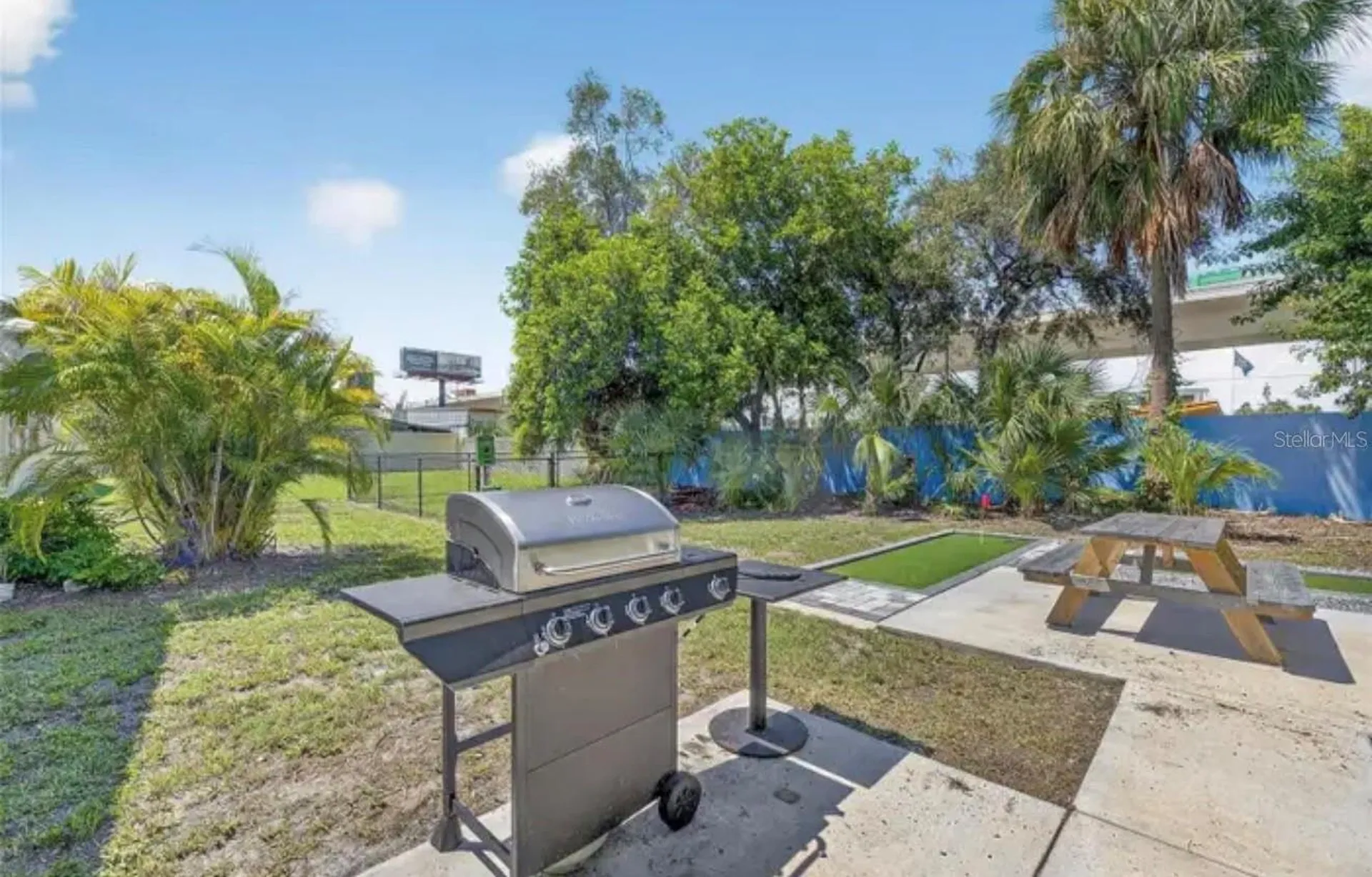 4511 - 4513 W Mcelroy Avenue Tampa FL 33611