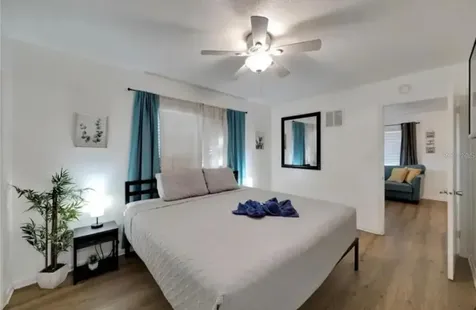 4511 - 4513 W Mcelroy Avenue Tampa FL 33611