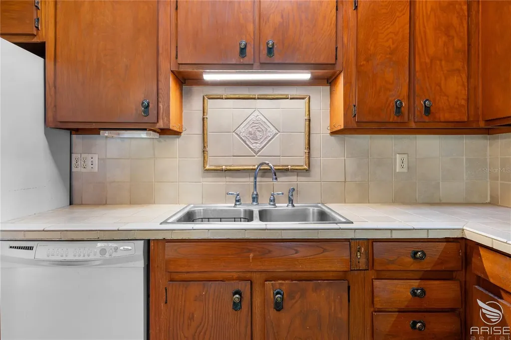 2435 Broadvue Avenue Eustis FL 32726
