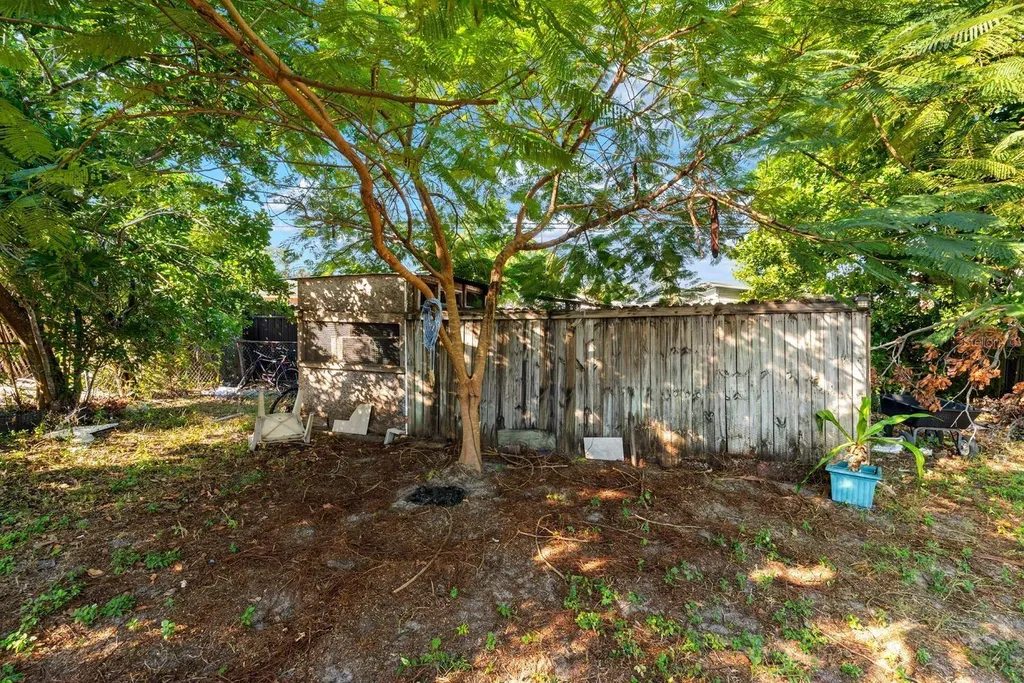 2612 22nd Street W Bradenton FL 34205