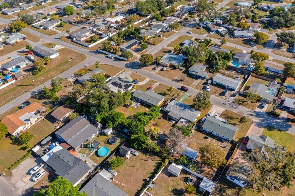 2612 22nd Street W Bradenton FL 34205